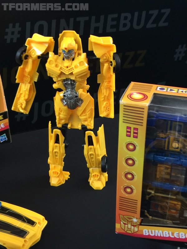 Sdcc 2018 New Bumblebee Energon Igniters Movie Toys From Hasbro  (4 of 49)